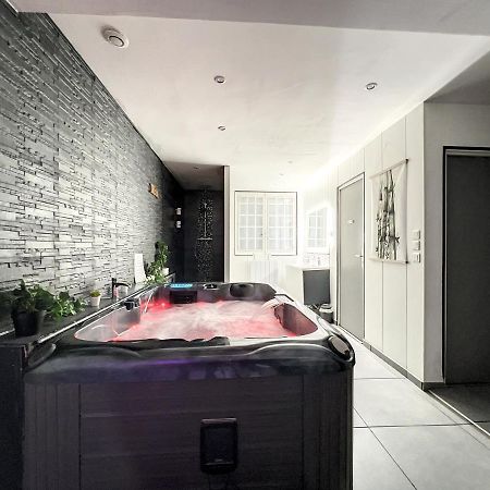 Dream Loft Jacuzzi - Sauna Брест Экстерьер фото