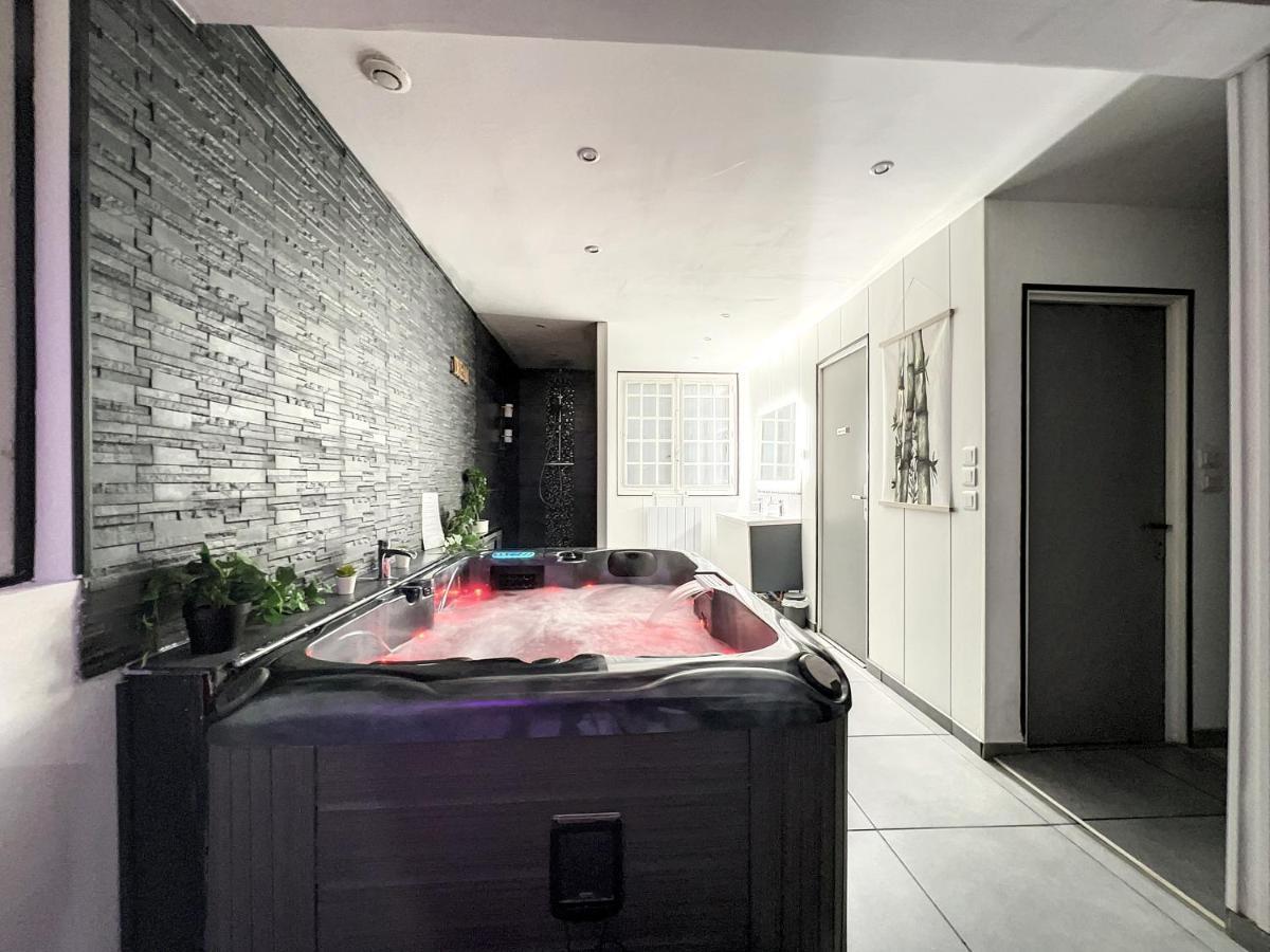 Dream Loft Jacuzzi - Sauna Брест Экстерьер фото